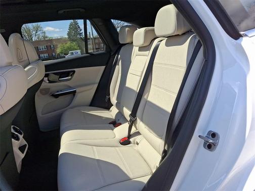 2025 Mercedes-Benz GLC 300 Base 4MATIC