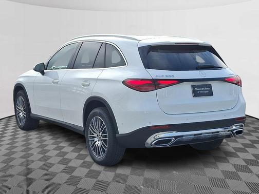 2026 Mercedes-Benz GLC 300 Base 4MATIC