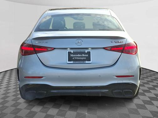 2024 Mercedes-Benz AMG C 63 S E Performance