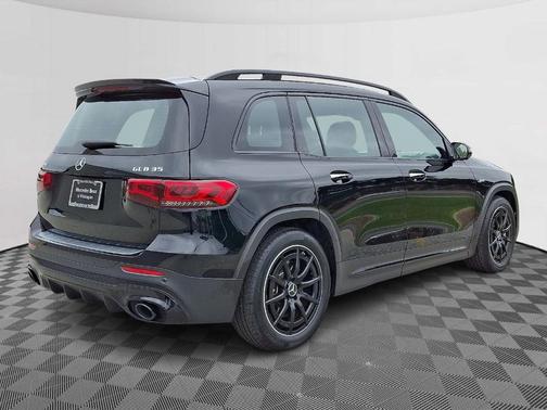 2022 Mercedes-Benz AMG GLB 35 Base