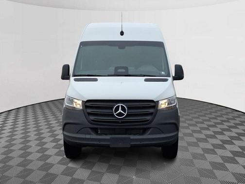 2026 Mercedes-Benz Sprinter 2500 Standard Roof