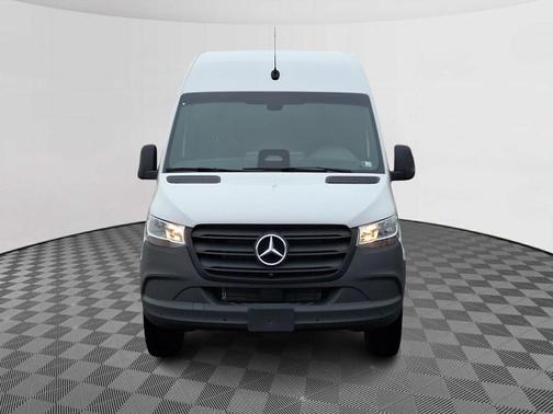 2026 Mercedes-Benz Sprinter 2500 Standard Roof
