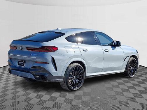 2025 BMW X6 M60i