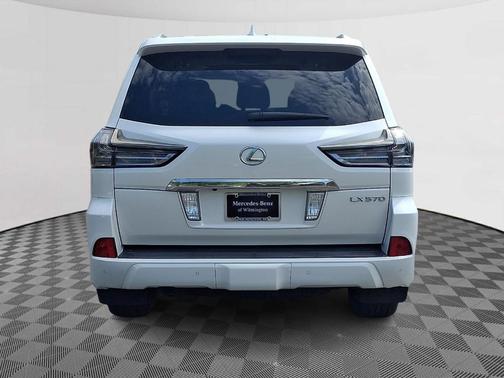 Starfire Pearl 2017 Lexus LX 570 Base
