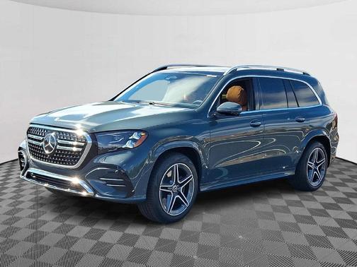 Ireland Mid Green 2027 Mercedes-Benz GLS 450