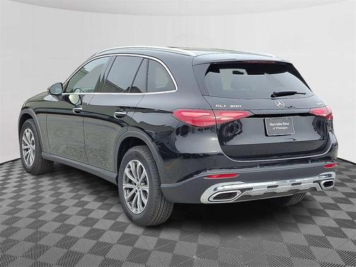 2026 Mercedes-Benz GLC 300 Base 4MATIC