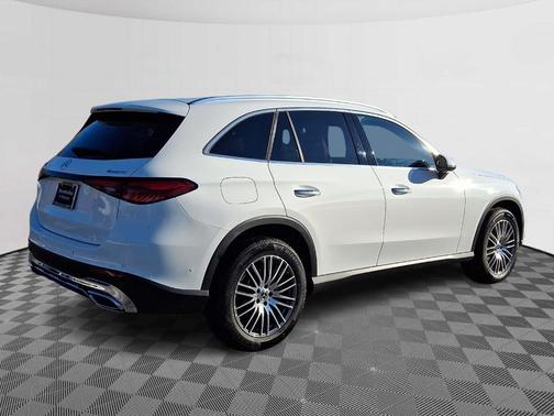 2026 Mercedes-Benz GLC 300 Base 4MATIC