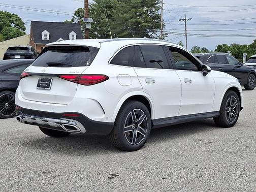 Polar White 2026 Mercedes-Benz GLC 300 Base 4MATIC