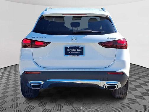 2025 Mercedes-Benz GLA 250 Base 4MATIC