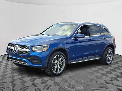 Starling Blue Metallic 2022 Mercedes-Benz GLC 300 Base 4MATIC