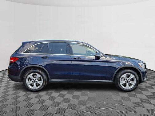 Lunar Blue Metallic 2018 Mercedes-Benz GLC 300 Base 4MATIC