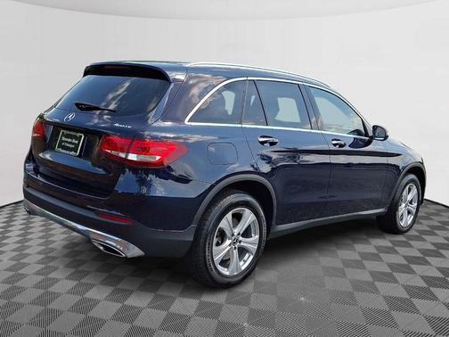 Lunar Blue Metallic 2018 Mercedes-Benz GLC 300 Base 4MATIC
