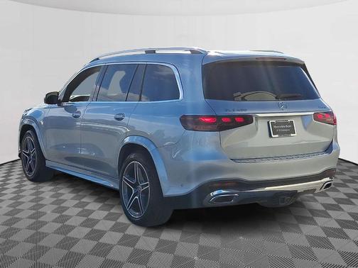 2025 Mercedes-Benz GLS 450 4MATIC