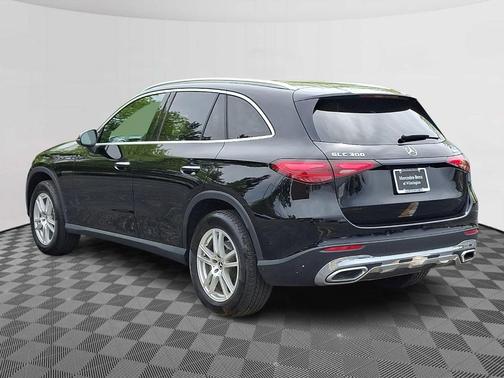 Black 2023 Mercedes-Benz GLC 300 Base 4MATIC