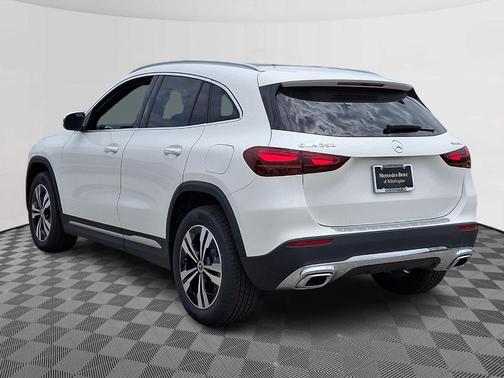 Polar White 2026 Mercedes-Benz GLA 250 Base 4MATIC