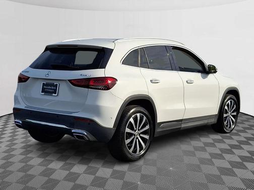 Polar White 2023 Mercedes-Benz GLA 250 Base 4MATIC