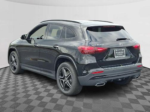 Midnight Black 2026 Mercedes-Benz GLA 250 Base 4MATIC
