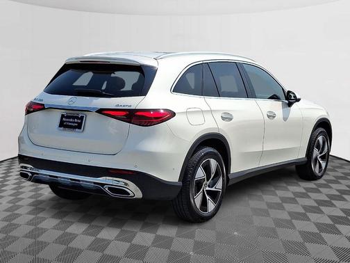 2023 Mercedes-Benz GLC 300 Base 4MATIC