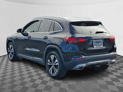 Midnight Black 2026 Mercedes-Benz GLA 250 Base 4MATIC