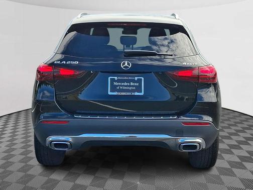 Midnight Black 2026 Mercedes-Benz GLA 250 Base 4MATIC
