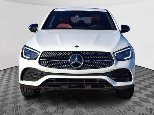 2022 Mercedes-Benz GLC 300 4MATIC Coupe