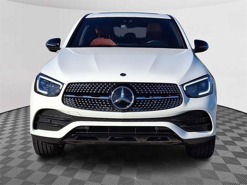 2022 Mercedes-Benz GLC 300 4MATIC Coupe