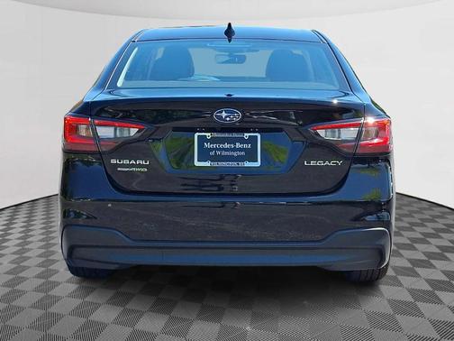 Crystal Black Silica 2025 Subaru Legacy