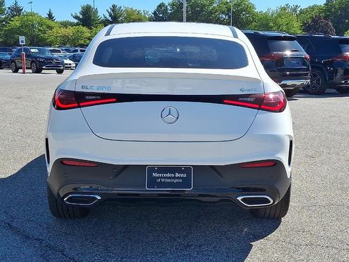 2026 Mercedes-Benz GLC 300 4MATIC