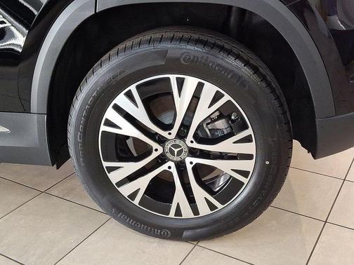 Midnight Black 2026 Mercedes-Benz GLA 250 Base 4MATIC