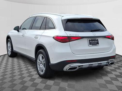2025 Mercedes-Benz GLC 300 Base 4MATIC