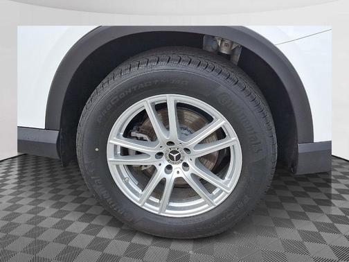 2025 Mercedes-Benz GLC 300 Base 4MATIC