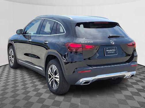 2025 Mercedes-Benz GLA 250 Base 4MATIC