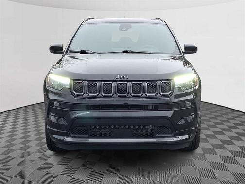 2023 Jeep Compass Altitude