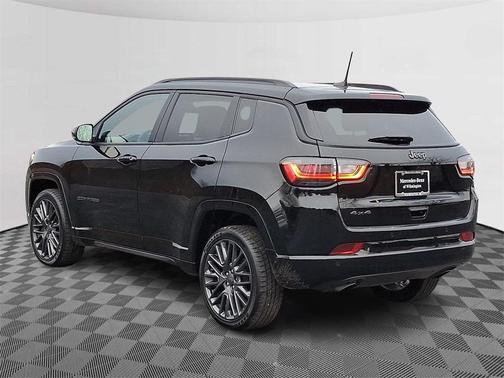 2023 Jeep Compass Altitude