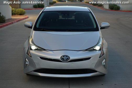2018 Toyota Prius Four Touring