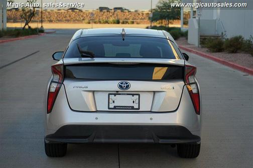 2018 Toyota Prius Four Touring