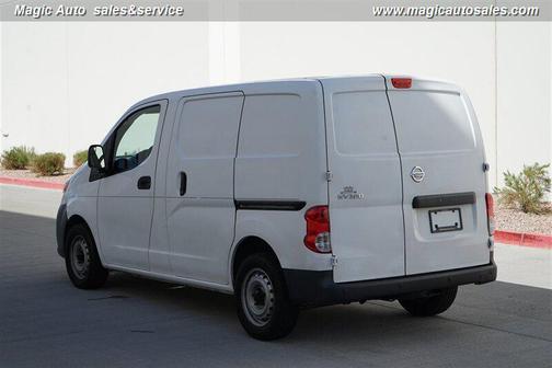 Fresh Powder 2017 Nissan NV200 S