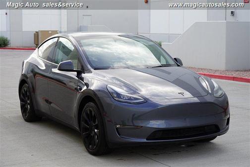 2023 Tesla Model Y RWD