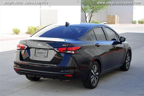Super Black 2021 Nissan Versa 1.6 SV