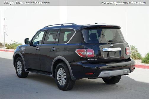 2017 Nissan Armada SV