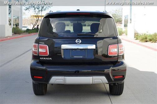 2017 Nissan Armada SV