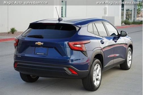 2024 Chevrolet Trax LS