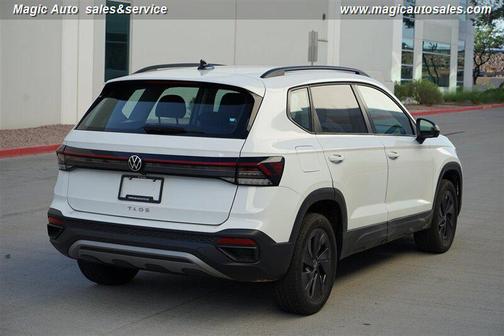 Pure White 2025 Volkswagen Taos 1.5T S
