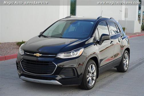 Mosaic Black Metallic 2019 Chevrolet Trax LT
