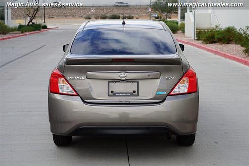 2016 Nissan Versa 1.6 SV
