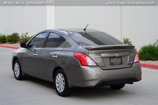 2016 Nissan Versa 1.6 SV