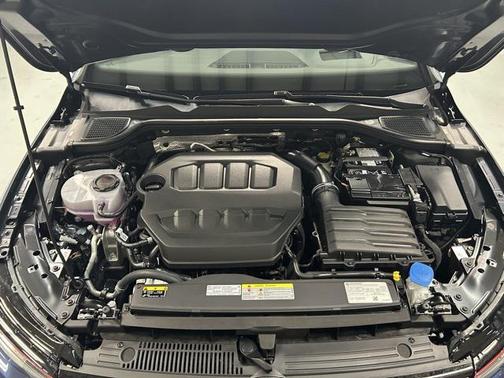 2025 Volkswagen Golf GTI 2.0T S DSG