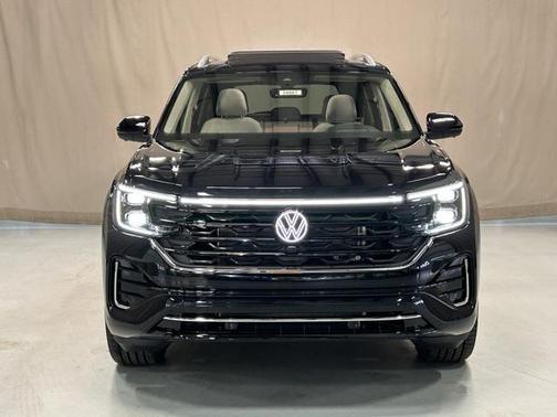 2025 Volkswagen Atlas 2.0T SEL Premium R-Line 4MOTION