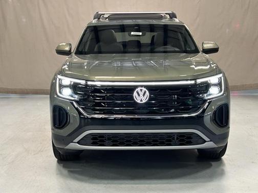 2025 Volkswagen Atlas Cross Sport 2.0T SEL