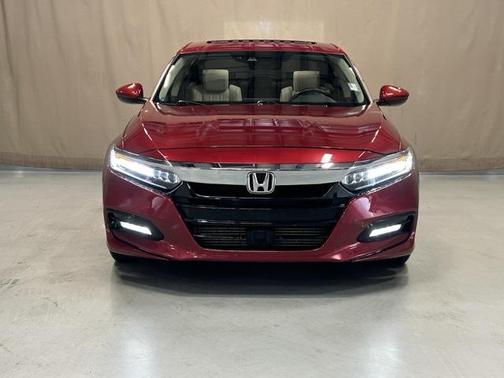 2019 Honda Accord Touring 2.0T